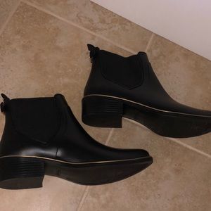 KATE SPADE RAIN BOOTIES SIZE 10
